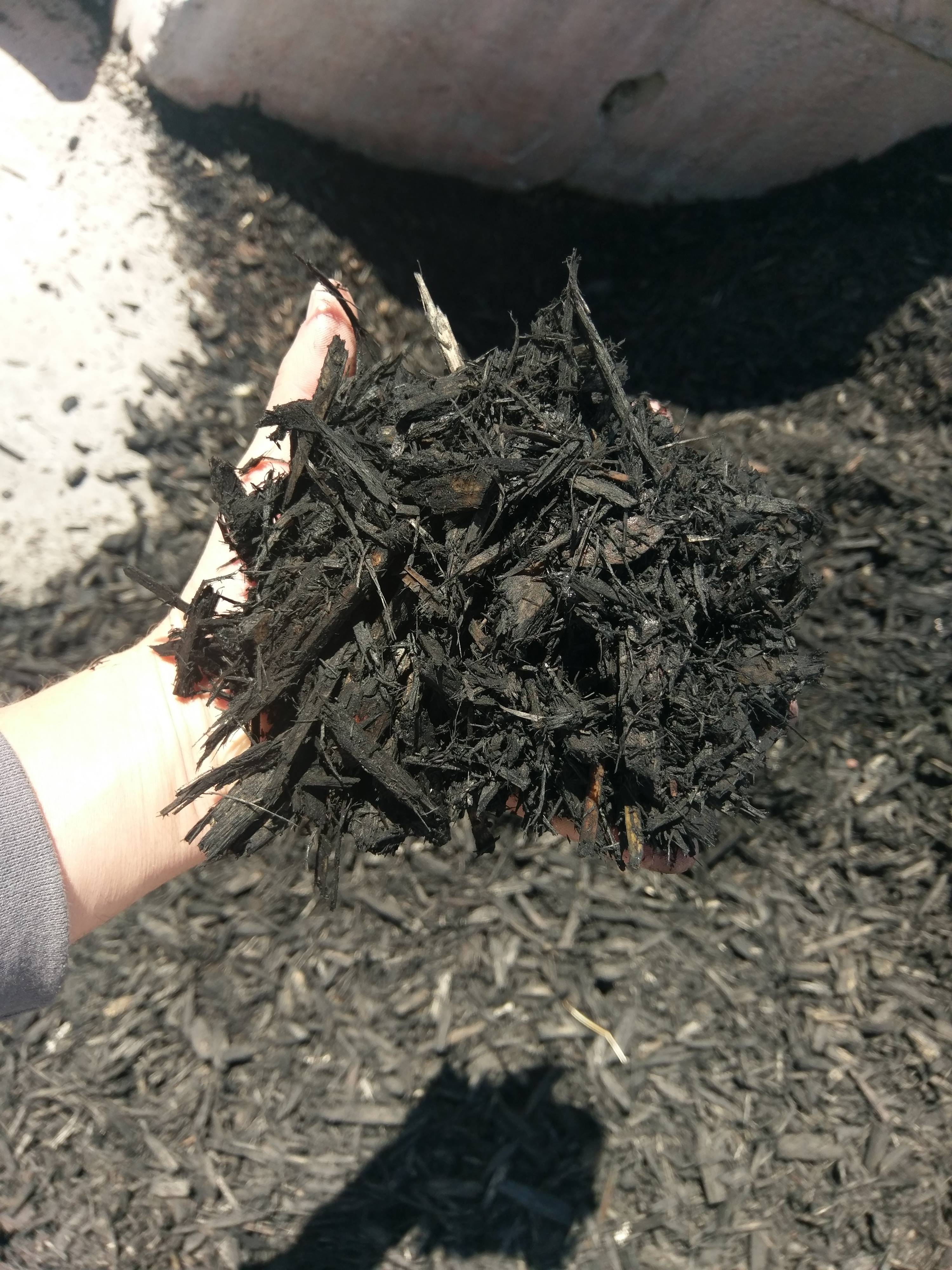Bulk Black Mulch West Jordan, Utah The Dirt Bag Page 1